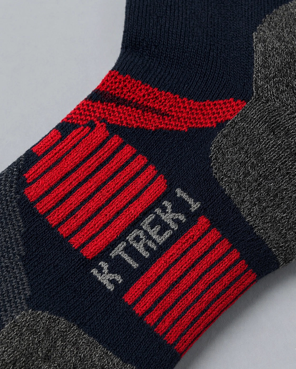 K-Trek Light - Leichte Merino-Trekkingsocken - Schwarz/Rot